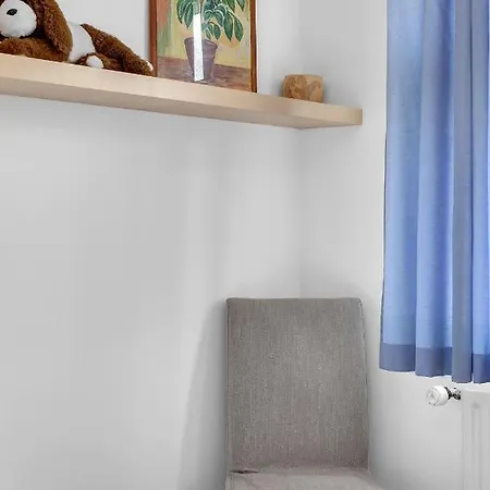 Apartment Serene And Cozy 4 Bedroom Retreat *