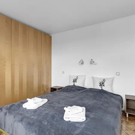 Serene And Cozy 4 Bedroom Retreat *