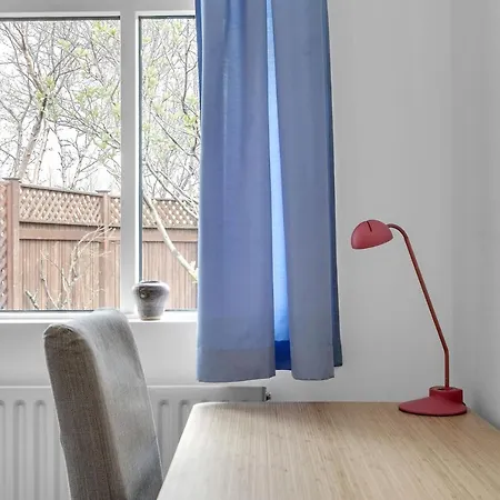 Serene And Cozy 4 Bedroom Retreat * Reykjavik